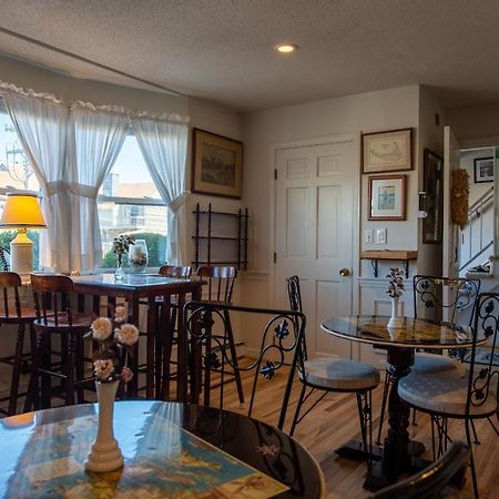 A Cape Cod Ocean Manor Inn Hyannis Extérieur photo