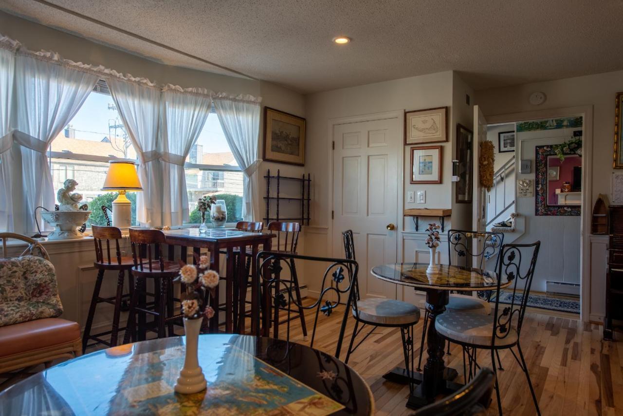 A Cape Cod Ocean Manor Inn Hyannis Extérieur photo