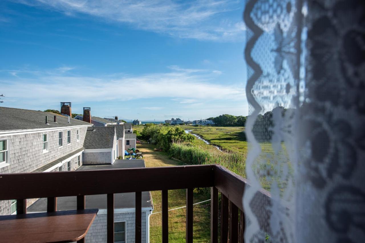 A Cape Cod Ocean Manor Inn Hyannis Extérieur photo