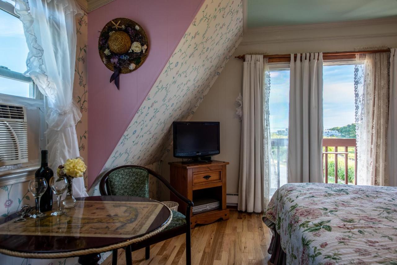 A Cape Cod Ocean Manor Inn Hyannis Extérieur photo